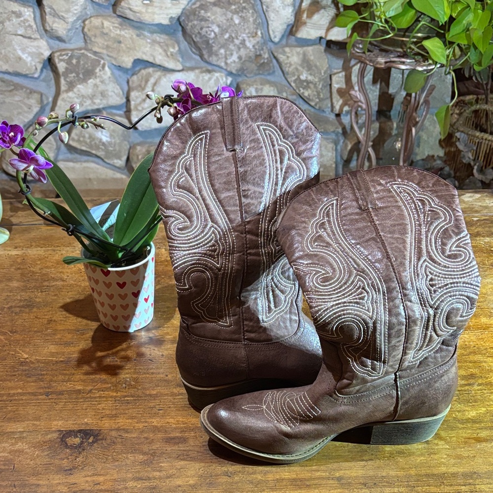 Cute cowboy boots